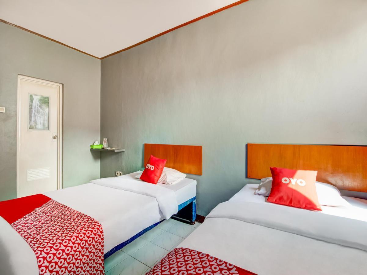 Oyo 3750 Elder Guest House บันดุง ภายนอก รูปภาพ