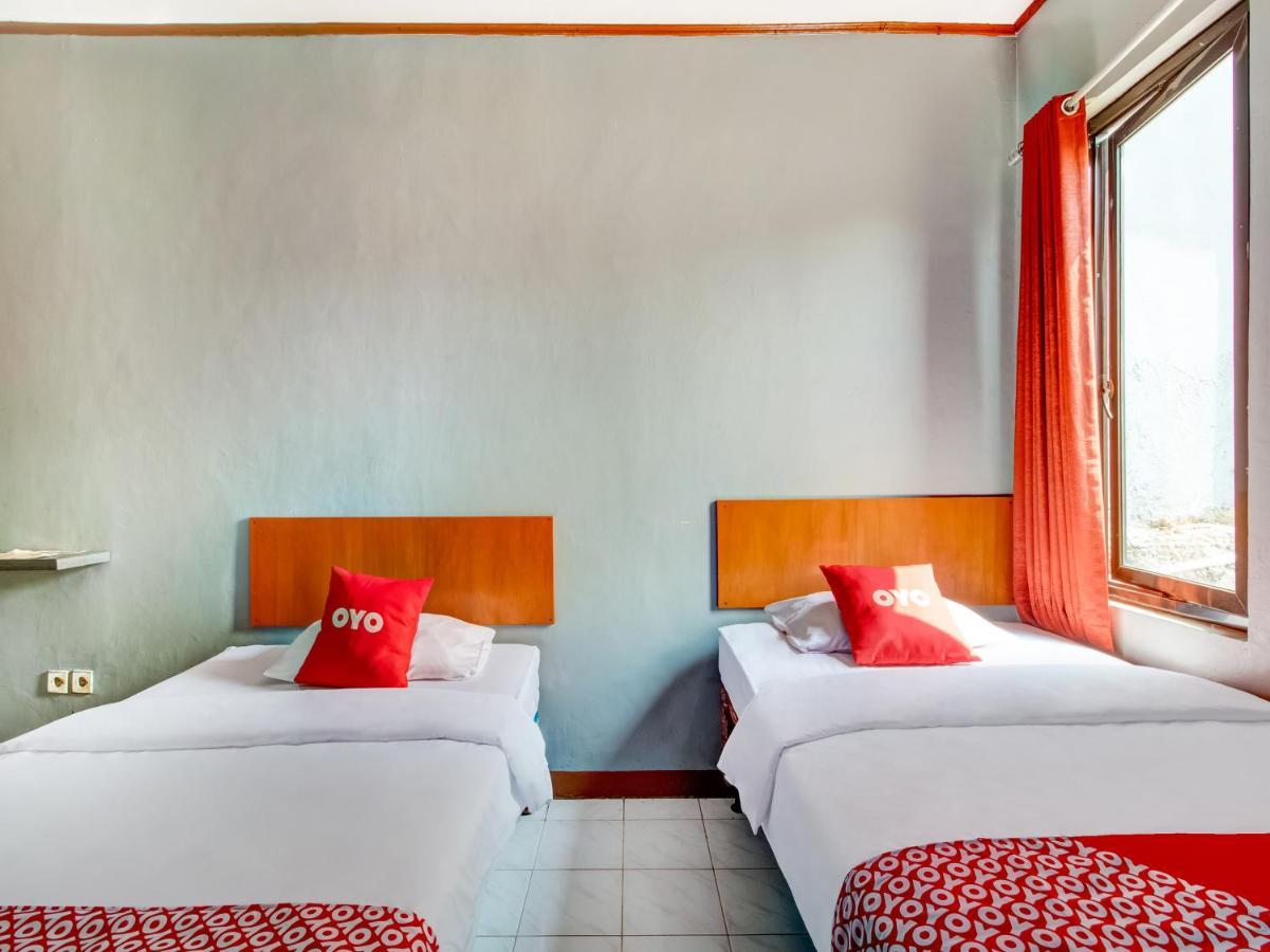 Oyo 3750 Elder Guest House บันดุง ภายนอก รูปภาพ