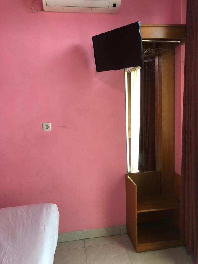 Oyo 3750 Elder Guest House บันดุง ภายนอก รูปภาพ